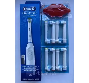 Электрическая зубная щетка Oral-B 3750
